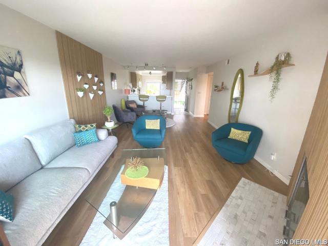 108 S Kihridge LN, Encinitas CA: https://media.crmls.org/mediaz/e5096d72-6e51-4f13-aae1-cc9634176e89.jpg