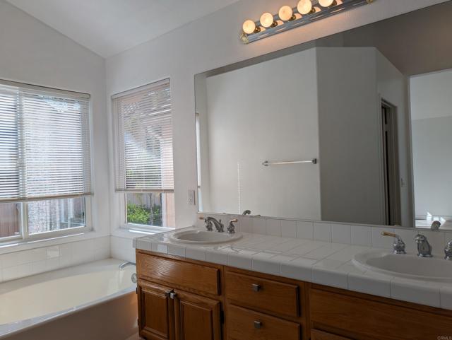 Detail Gallery Image 14 of 32 For 18791 Caminito Pasadero #83,  San Diego,  CA 92128 - 3 Beds | 2/1 Baths