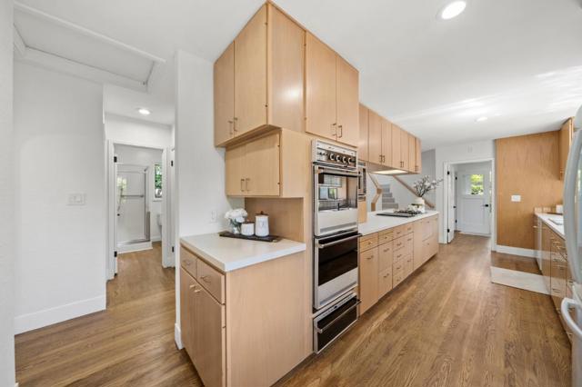 2365 Waverley Street, Palo Alto CA: https://media.crmls.org/mediaz/e50b3740-a67a-4271-abdf-71b78311cbec.jpg