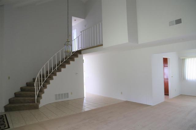 Detail Gallery Image 4 of 11 For 1068 Passiflora Ave, Encinitas,  CA 92024 - 4 Beds | 3 Baths