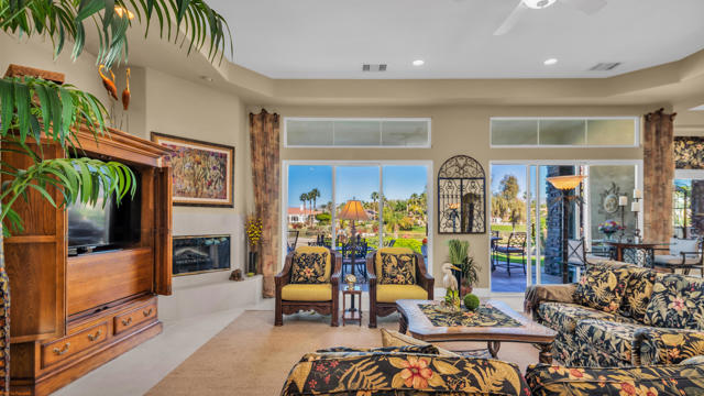 97 Via Bella, Rancho Mirage CA: https://media.crmls.org/mediaz/e50cc0ed-d1cc-4175-8ff7-fd0a02473548.jpg