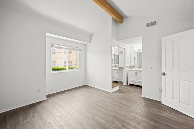 740 Breeze Hill Rd, Vista CA: https://media.crmls.org/mediaz/e50cd8d1-05b9-4823-b6bc-6a832d8801f8.jpg