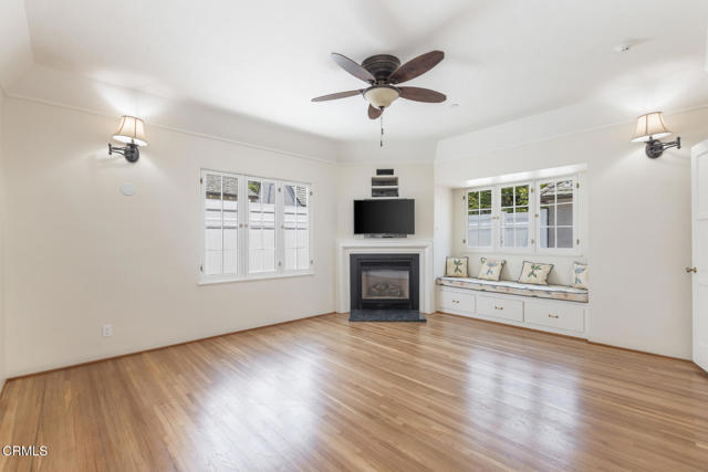 Detail Gallery Image 20 of 36 For 369 W Kenneth Rd, Glendale,  CA 91202 - 4 Beds | 2/1 Baths