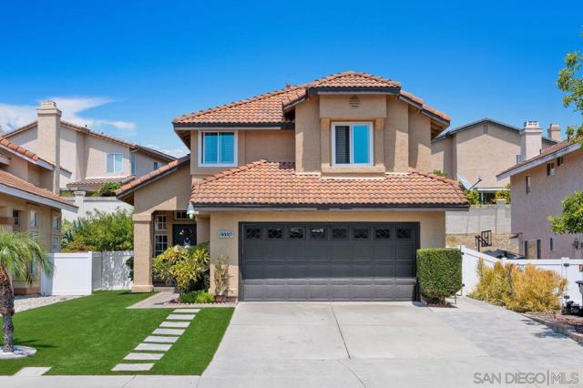 13351 Darview Ln, San Diego CA: https://media.crmls.org/mediaz/e50d5c1a-5bb1-4060-9fe9-b6fdef92c023.jpg