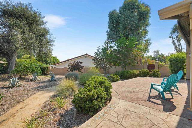 549 Eldorado Drive, Escondido CA: https://media.crmls.org/mediaz/e50dee6f-961c-447d-9fa5-6173b7fd82ee.jpg