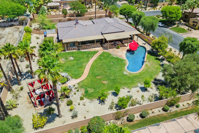 Image 6 of 44 For 78482 Bent Canyon Court