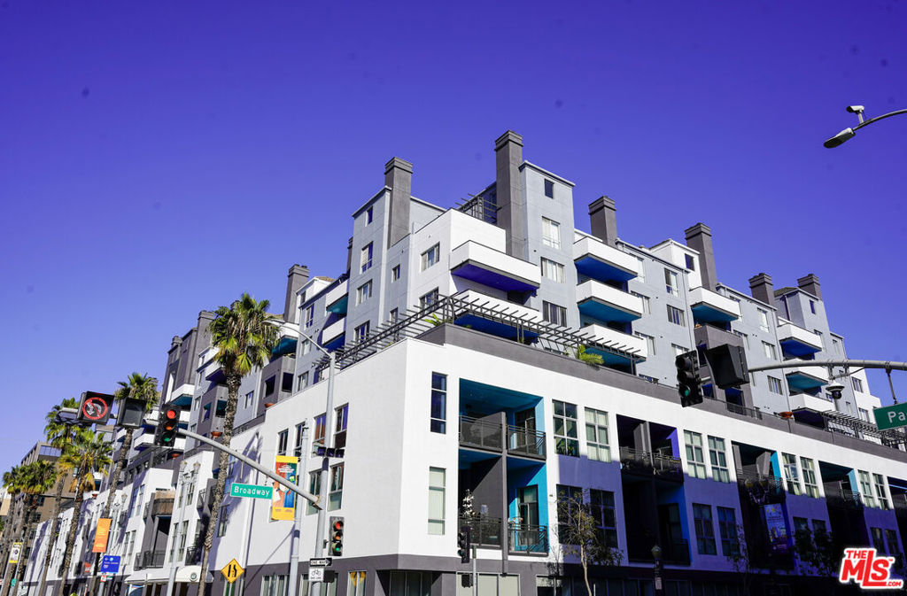 245 PINE Avenue #430