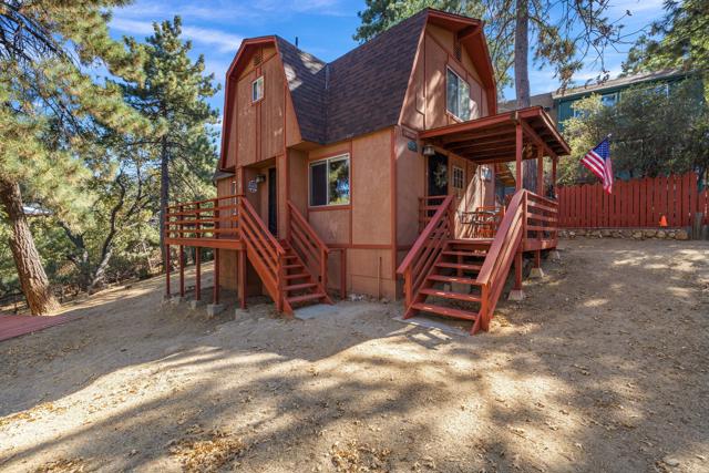 54370 Valley, Idyllwild CA: https://media.crmls.org/mediaz/e50f054c-7aff-4fbe-a25a-8950ccc161d6.jpg