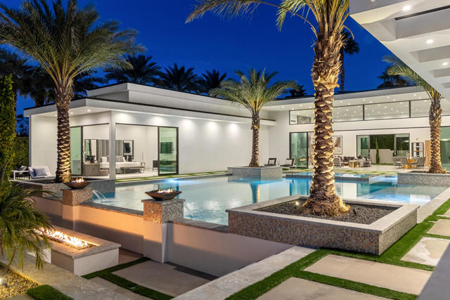 2 Bravo Court, Rancho Mirage CA: https://media.crmls.org/mediaz/e50ff8be-6af8-4f8c-92e5-f9d5c4531b4f.jpg