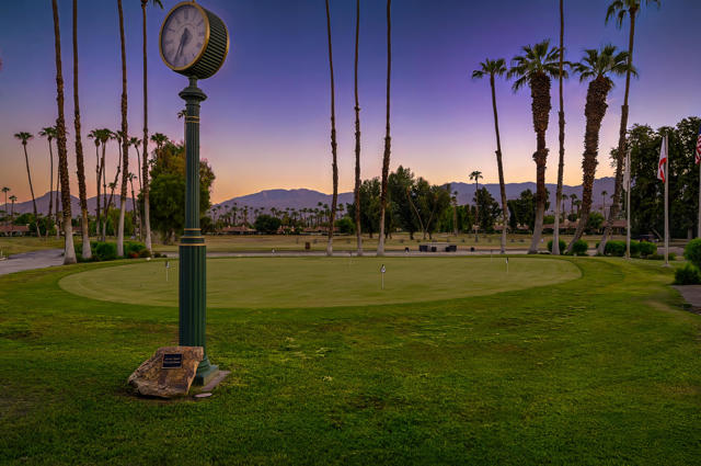 239 Santa Barbara Circle, Palm Desert, CA 92260