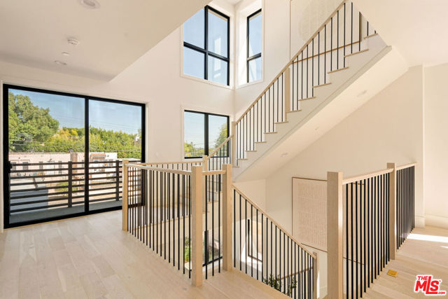 1615 N Coronado Street, Los Angeles CA: https://media.crmls.org/mediaz/e5123682-dc92-4ef9-8a83-759084650fdd.jpg