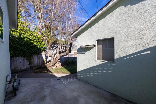 609 Congress Avenue, Pacific Grove CA: https://media.crmls.org/mediaz/e5127365-bb4e-43e6-b651-3097d69a541f.jpg