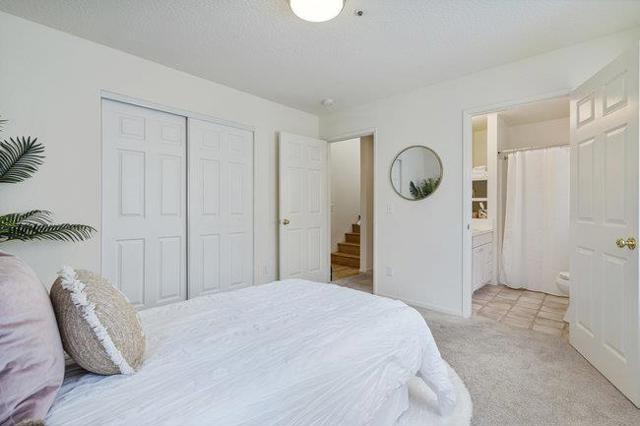 410 35th Avenue, Santa Cruz CA: https://media.crmls.org/mediaz/e512cbb3-6d3f-41ed-9ec3-ce6847d0fdb1.jpg