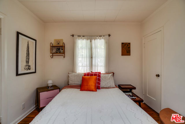 523 S Coronado Street, Los Angeles CA: https://media.crmls.org/mediaz/e513b618-952a-48ab-9d6f-f2b6cc246656.jpg