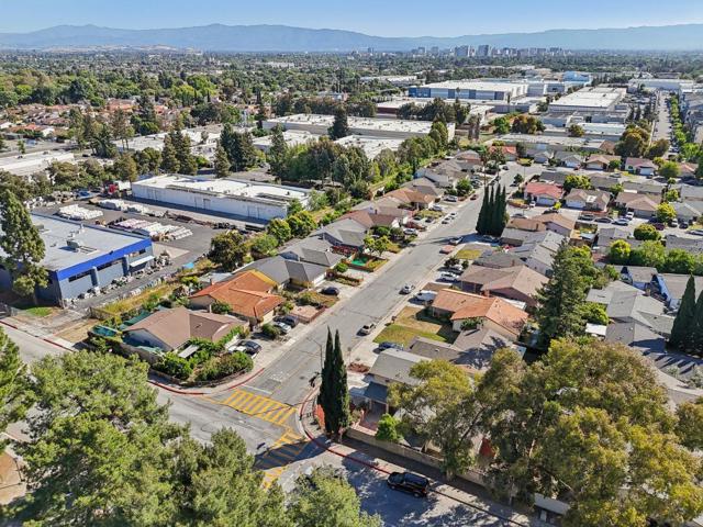 1720 Pine Hollow Circle, San Jose CA: https://media.crmls.org/mediaz/e514c2d5-91b3-430c-9c8a-0a26c3c21d4d.jpg