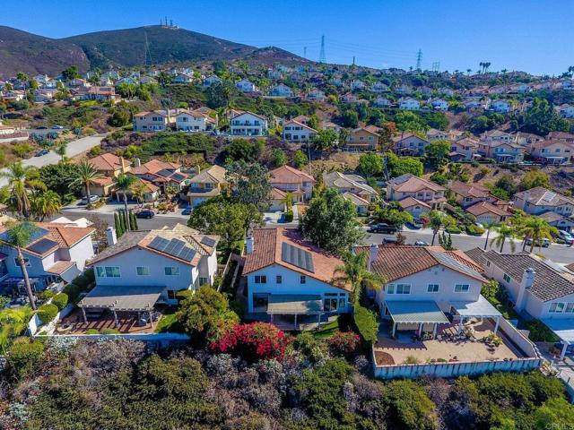 Detail Gallery Image 6 of 32 For 14350 Classique Way, San Diego,  CA 92129 - 3 Beds | 2/1 Baths