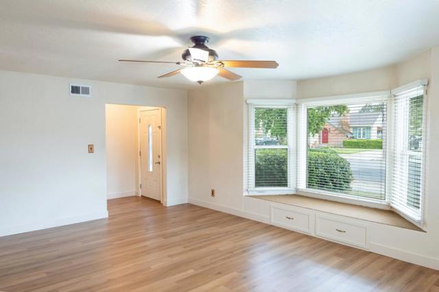 30 Catalina Avenue, Salinas CA: https://media.crmls.org/mediaz/e516c060-b121-44ad-b6eb-54d667f1aa65.jpg