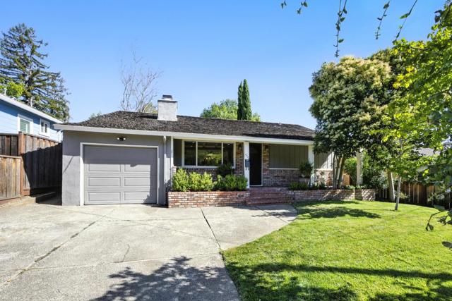 2084 San Carlos Avenue, San Carlos CA: https://media.crmls.org/mediaz/e517ada4-3072-4dcd-a84d-6dd2d9715c7d.jpg