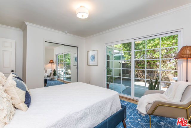 3634 Mandeville Canyon Road, Los Angeles CA: https://media.crmls.org/mediaz/e51883e6-bd27-4f4f-a0e0-dcb82494950b.jpg