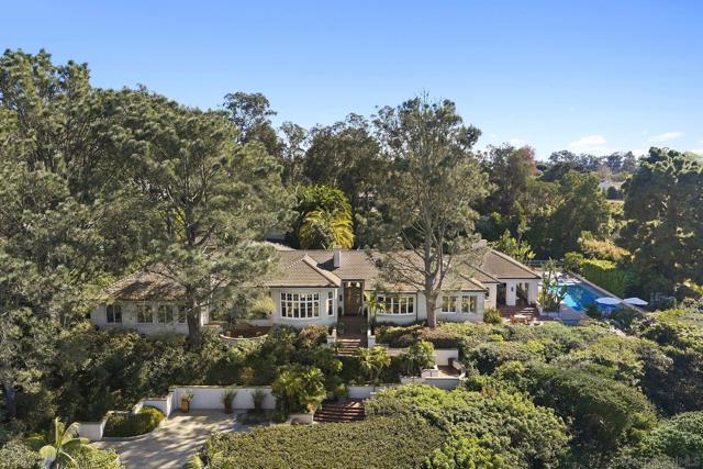 1515 El Camino Del Teatro, La Jolla CA: https://media.crmls.org/mediaz/e518be3b-071e-4a2e-9d97-5786c725c5f1.jpg