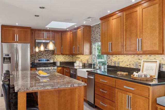 1619 Sunset Ridge Road, Los Gatos CA: https://media.crmls.org/mediaz/e519fb3e-4d2d-457c-ad02-a744ffb39cbd.jpg