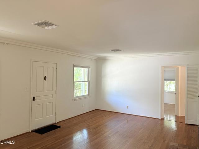 Detail Gallery Image 5 of 32 For 4811 Hill St, La Canada Flintridge,  CA 91011 - 3 Beds | 2 Baths