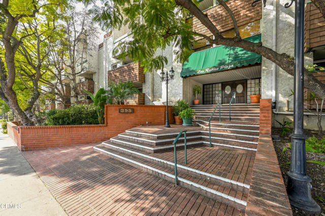 Detail Gallery Image 1 of 1 For 355 S Los Robles Ave #141,  Pasadena,  CA 91101 - 2 Beds | 2 Baths