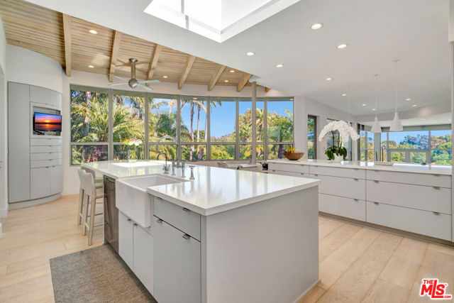 Drew Fenton | 28775 Sea Ranch Way Malibu CA | MLS: 7364952