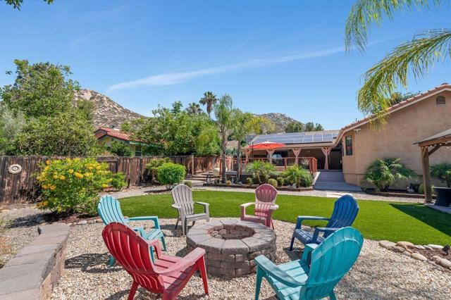 25657 Bellemore Dr, Ramona CA: https://media.crmls.org/mediaz/e51bf6fb-2358-4743-80e0-3eeb78ff97ee.jpg