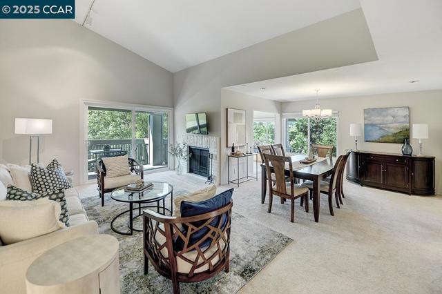 2638 Saklan Indian Dr, Walnut Creek CA: https://media.crmls.org/mediaz/e51c7649-05e2-4db2-b269-e4d39cb559f8.jpg