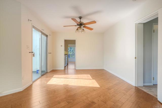 2428 Dunstan Street, Oceanside CA: https://media.crmls.org/mediaz/e51ca10c-9f94-4aa6-b833-0baa4d9c17ec.jpg