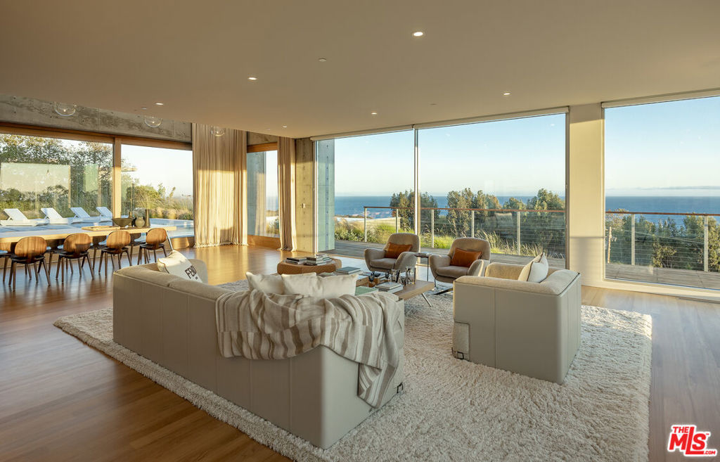 MLS #25527783 image #9