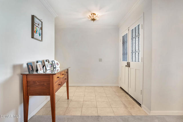 3008 Shadow Brook Lane, Westlake Village CA: https://media.crmls.org/mediaz/e51d4b5f-2370-40e0-ba50-4798f8da4855.jpg