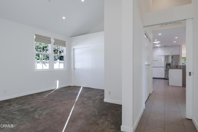 Detail Gallery Image 22 of 25 For 4531 El Camino Corto, La Canada Flintridge,  CA 91011 - 3 Beds | 2/1 Baths