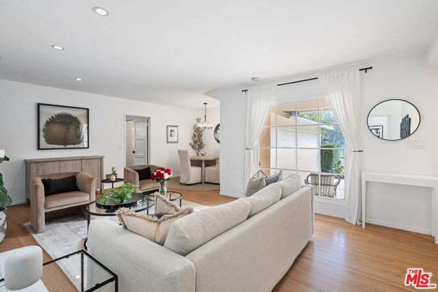 11319 Rose Avenue, Los Angeles CA: https://media.crmls.org/mediaz/e51f1e39-19a0-4a1a-83cb-c30e854b6dcc.jpg