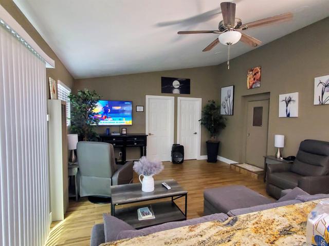 4716 S Mission Rd, Fallbrook CA: https://media.crmls.org/mediaz/e51f6c5a-3f6c-47b8-bd6c-b58b9ed58405.jpg