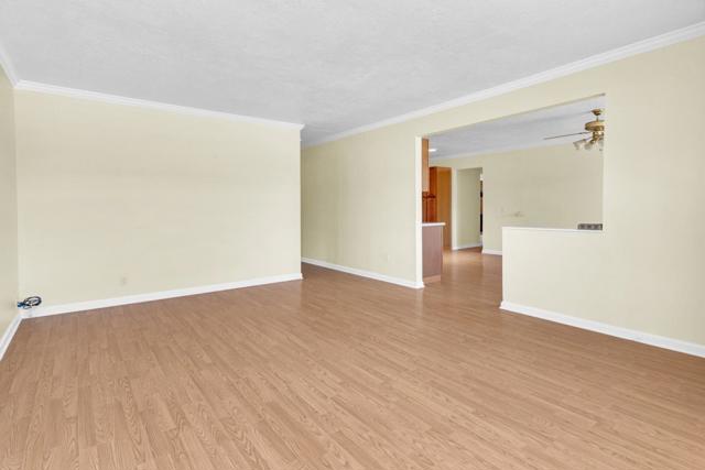 45175 Merritt Street, King City CA: https://media.crmls.org/mediaz/e51fc2e8-a9aa-4ba8-b070-fd2fca37d3e0.jpg