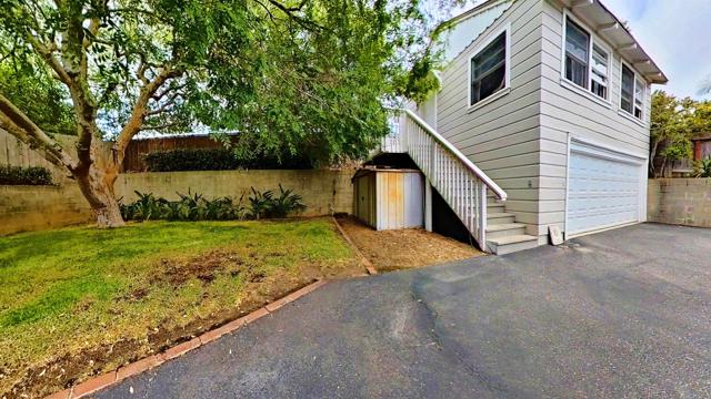 2862 Highland Drive, Carlsbad CA: https://media.crmls.org/mediaz/e5224b6a-9449-4a13-b972-5b36f456763a.jpg