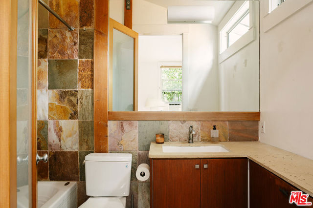 803 Boccaccio, Venice CA: https://media.crmls.org/mediaz/e524f370-87f6-4f90-8d93-c3a5c2f9ddb2.jpg