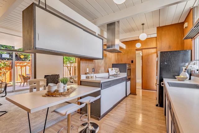 1664 Eleanor Drive, San Mateo CA: https://media.crmls.org/mediaz/e525d85b-dd47-47ec-b8d0-91adcbd99b69.jpg