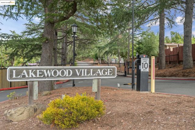 3241 Monika Lane, Hayward CA: https://media.crmls.org/mediaz/e5262781-c880-48cf-a375-fd1fbb98f0b1.jpg