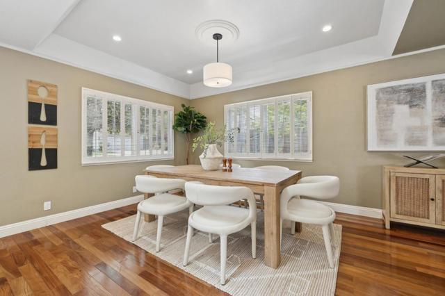 3401 Leafwood Court, San Mateo CA: https://media.crmls.org/mediaz/e5273706-e10d-4fa6-b573-7b879f4d0c1f.jpg