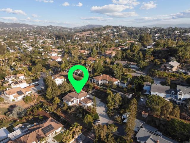 1657 FOOTHILL Drive, Vista CA: https://media.crmls.org/mediaz/e5274412-d3a1-4002-9905-058c852e61de.jpg