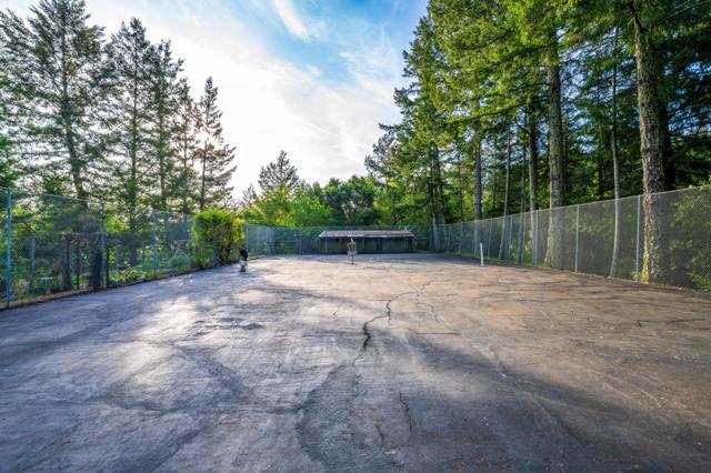 19445 Black Road, Los Gatos CA: https://media.crmls.org/mediaz/e527e3a2-f338-4879-bdd4-cebcc8ad131a.jpg