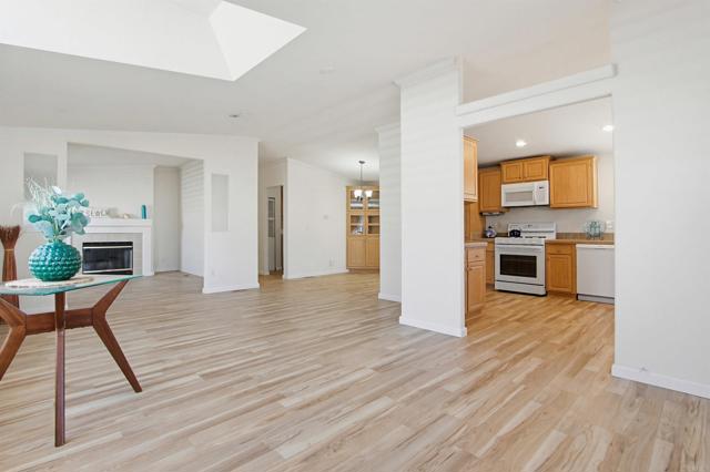 Detail Gallery Image 30 of 56 For 200 N El Camino Real #357,  Oceanside,  CA 92058 - 2 Beds | 2 Baths