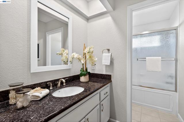 Image 29 of 40 For 1120 Gatetree Court