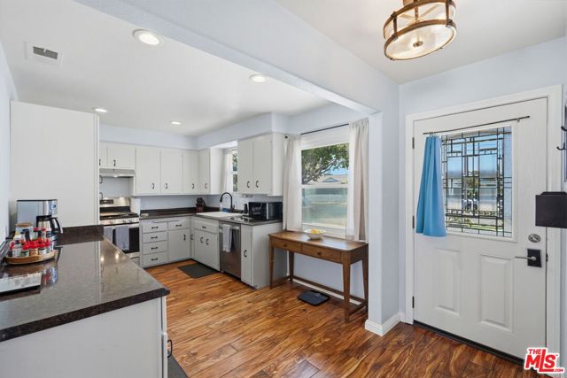 3 Bed Home for Sale in Torrance, California