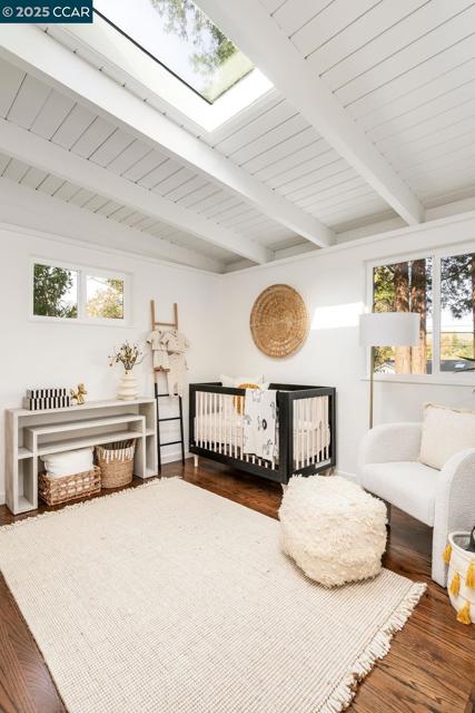 3337 S Lucille Ln, Lafayette CA: https://media.crmls.org/mediaz/e5287d89-cf60-4bd4-a909-f5e9c18b4955.jpg