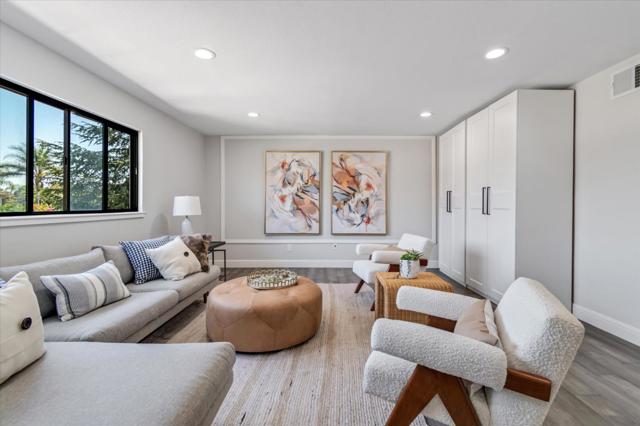 1269 Knollview Drive, Milpitas CA: https://media.crmls.org/mediaz/e529beec-7981-428e-9aa0-60a68ac7e90e.jpg