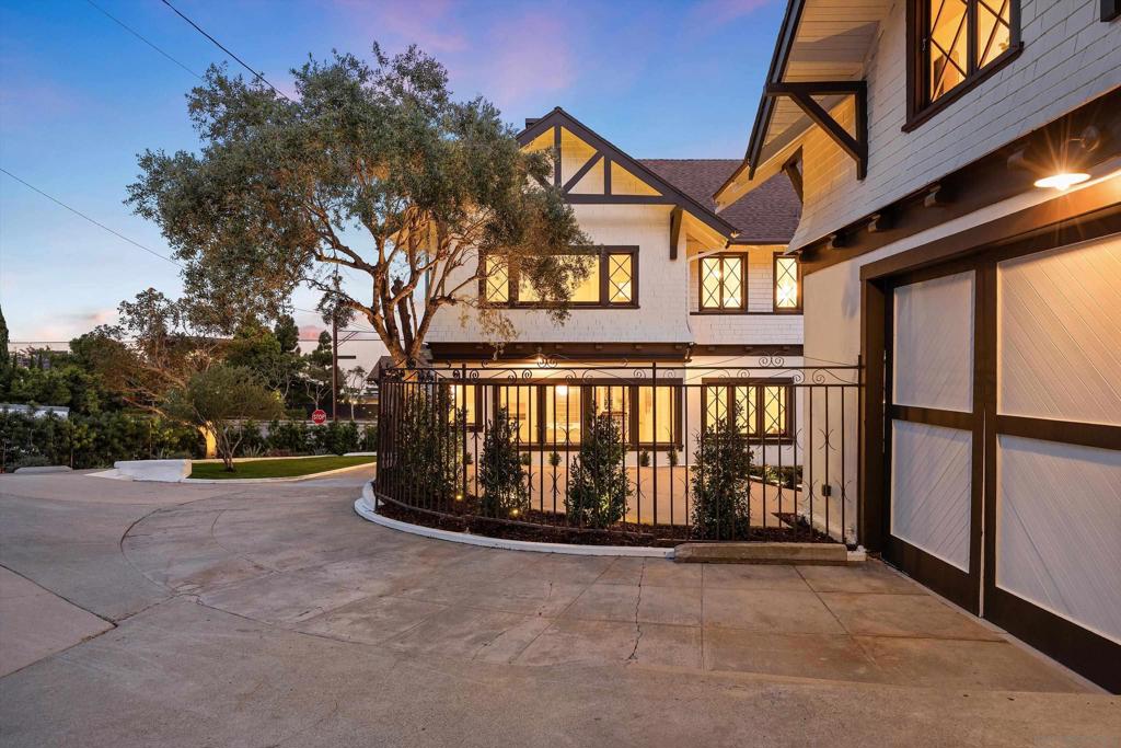 2274 Rosecrans - photo 4